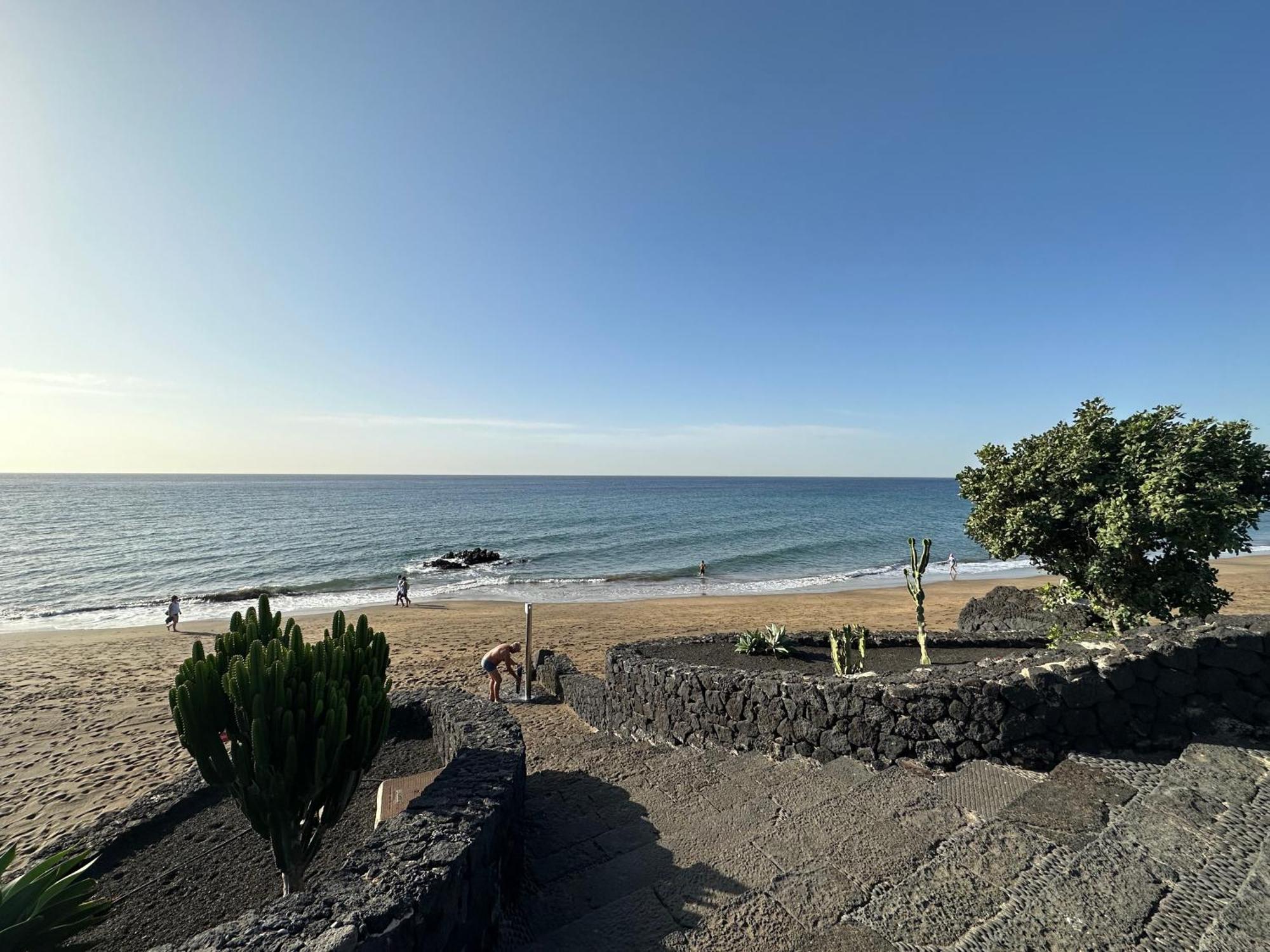 Sea View With Direct Access To Boulevard ปูแอร์โตเดลคาร์เมน ภายนอก รูปภาพ